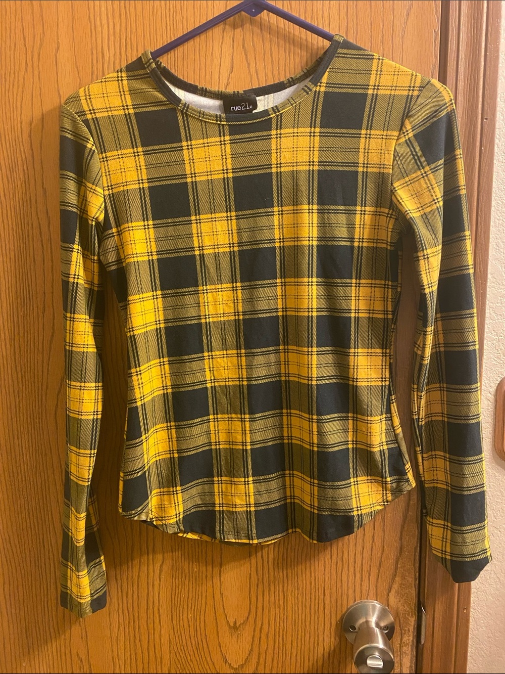 Rue21 Yellow and Black Plaid Long Sleeve Top
